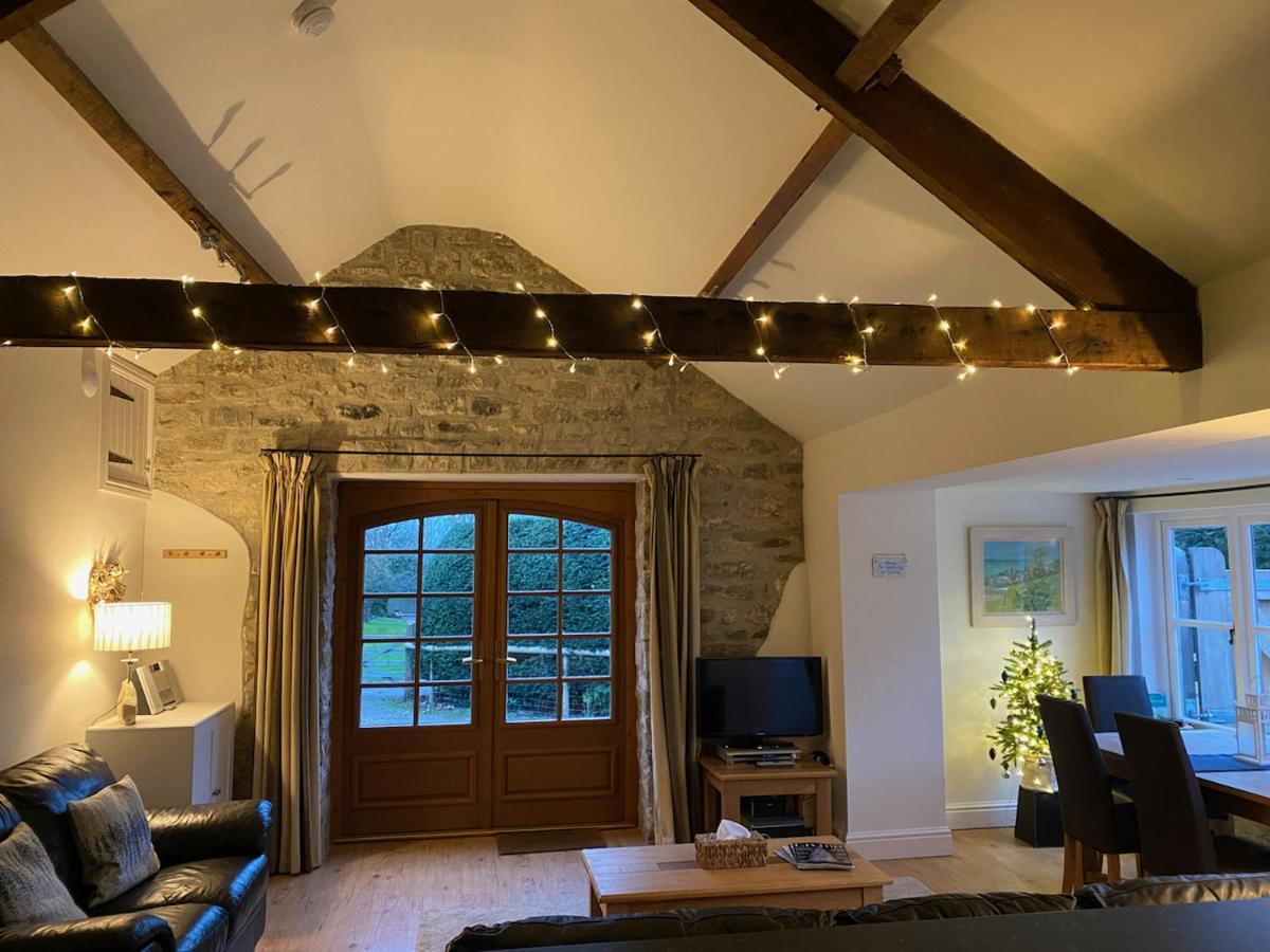 Norburton Hall Cottages Bridport Exteriör bild